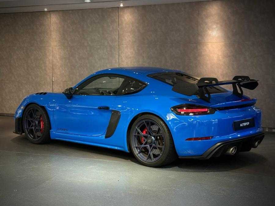 718 CAYMAN GT4 RS - Image 4